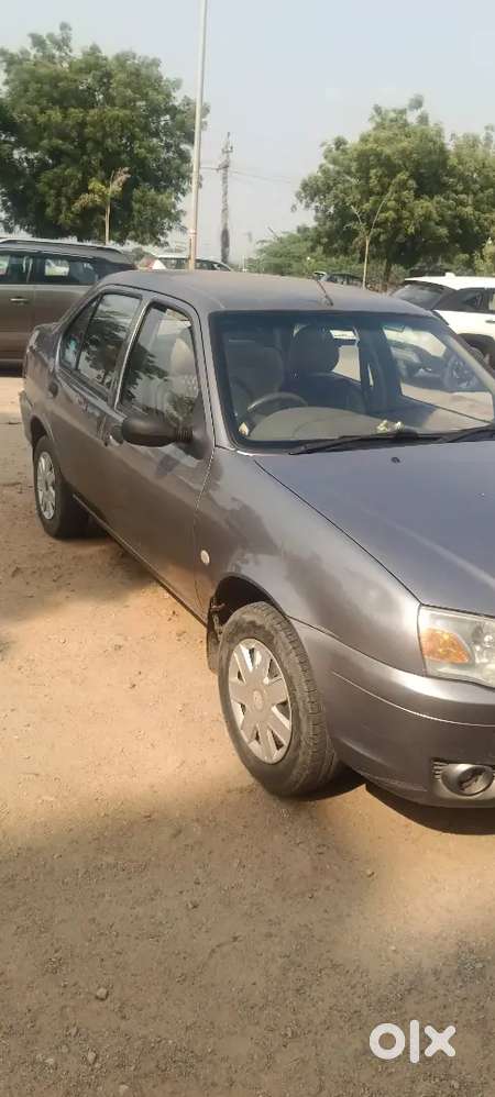 Ford Ikon Petrol 2009