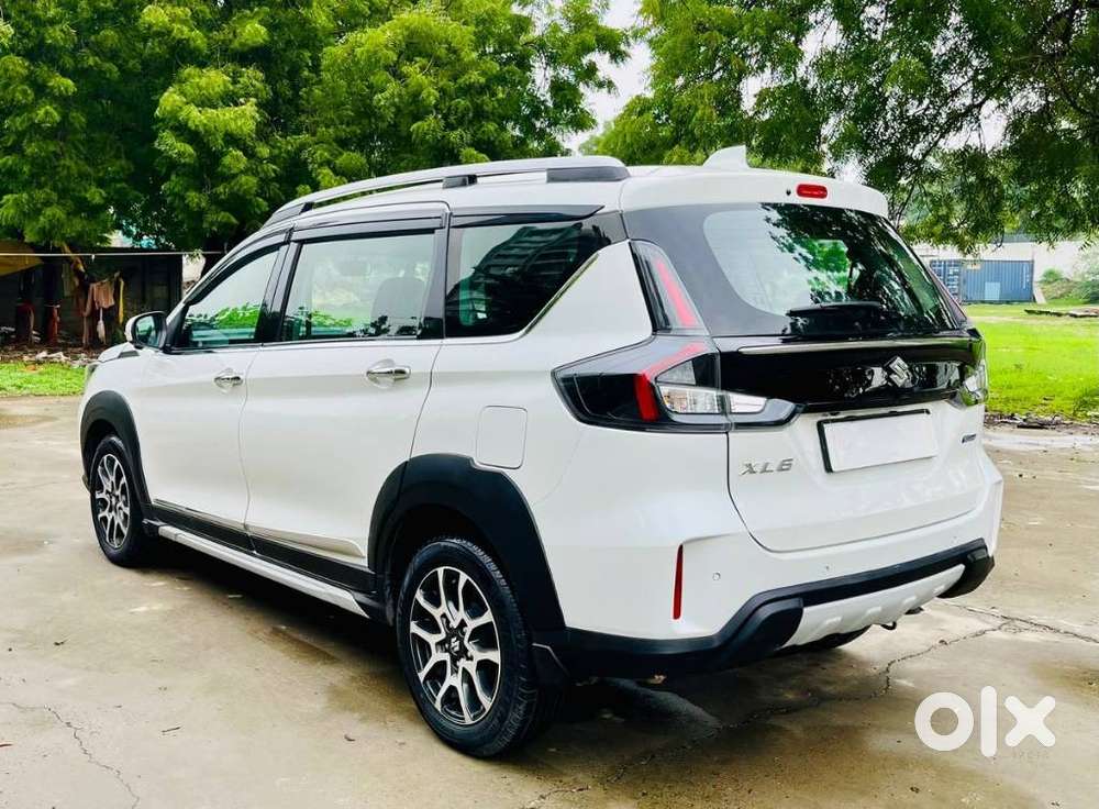 Maruti Suzuki Xl6 1.5 Alpha At, 2023, Petrol