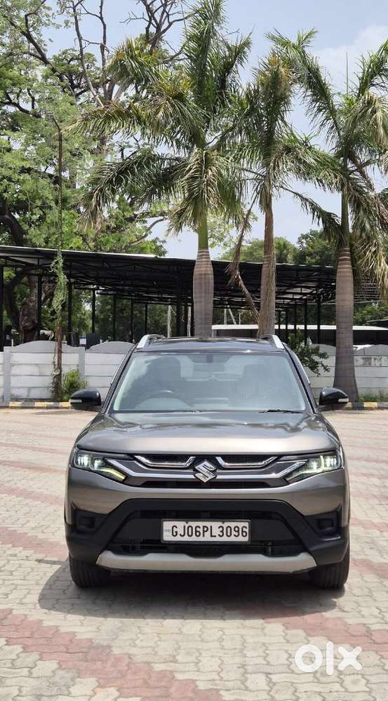 Maruti Suzuki Brezza 1.5 Zxi Smart Hybrid Dual Tone, 2023, Petrol