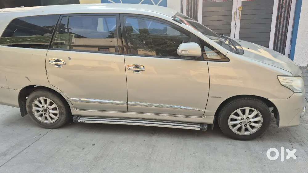 Toyota Innova 2014 Diesel Well Maintained