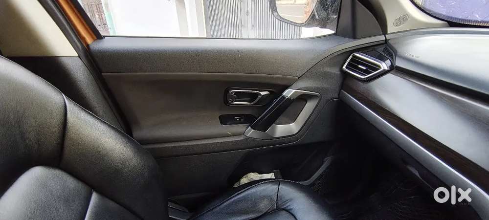 Best Condition Harrier - ₹700000