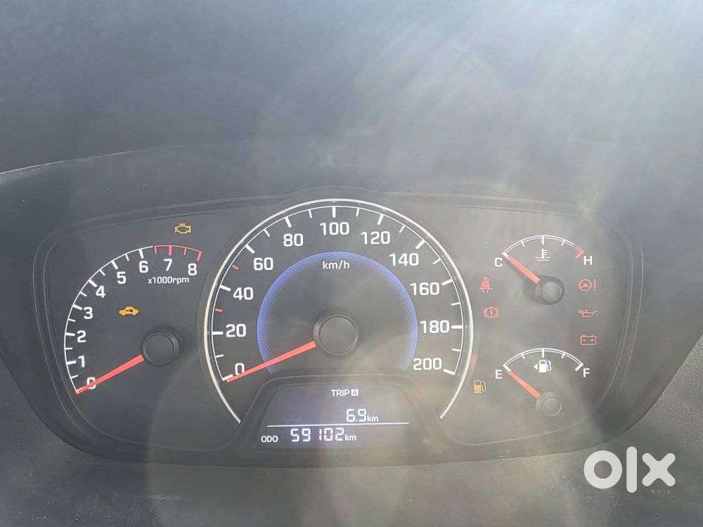 Hyundai Grand I10 2013-2016 Sportz, 2015, Petrol