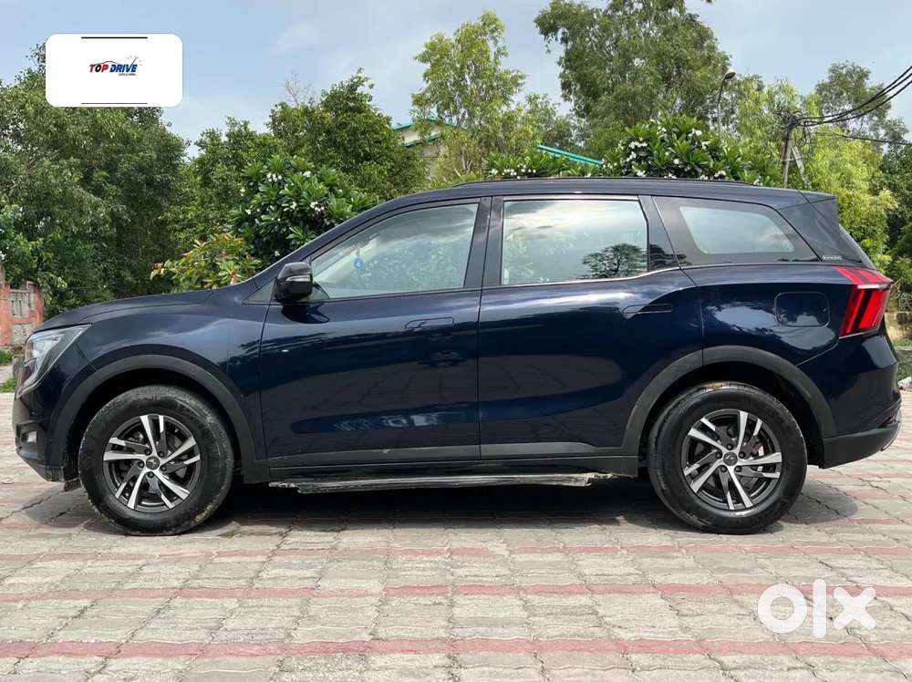 Mahindra Xuv700 2.0 Ax 5 Petrol Mt 7 Str, 2022, Petrol