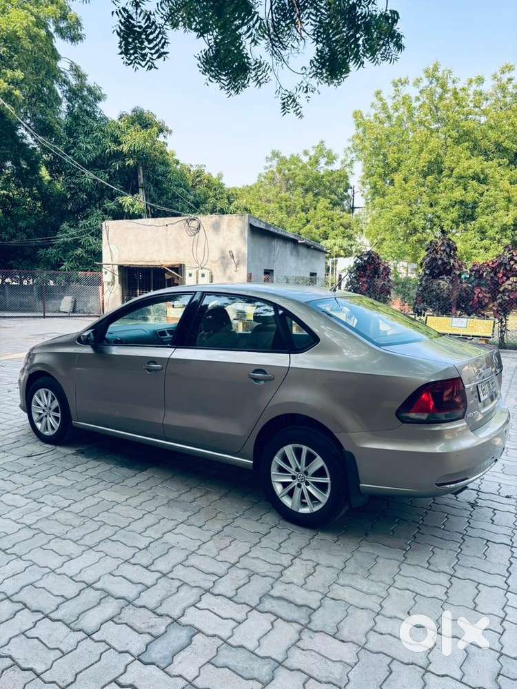 Doctor Female Auto Car