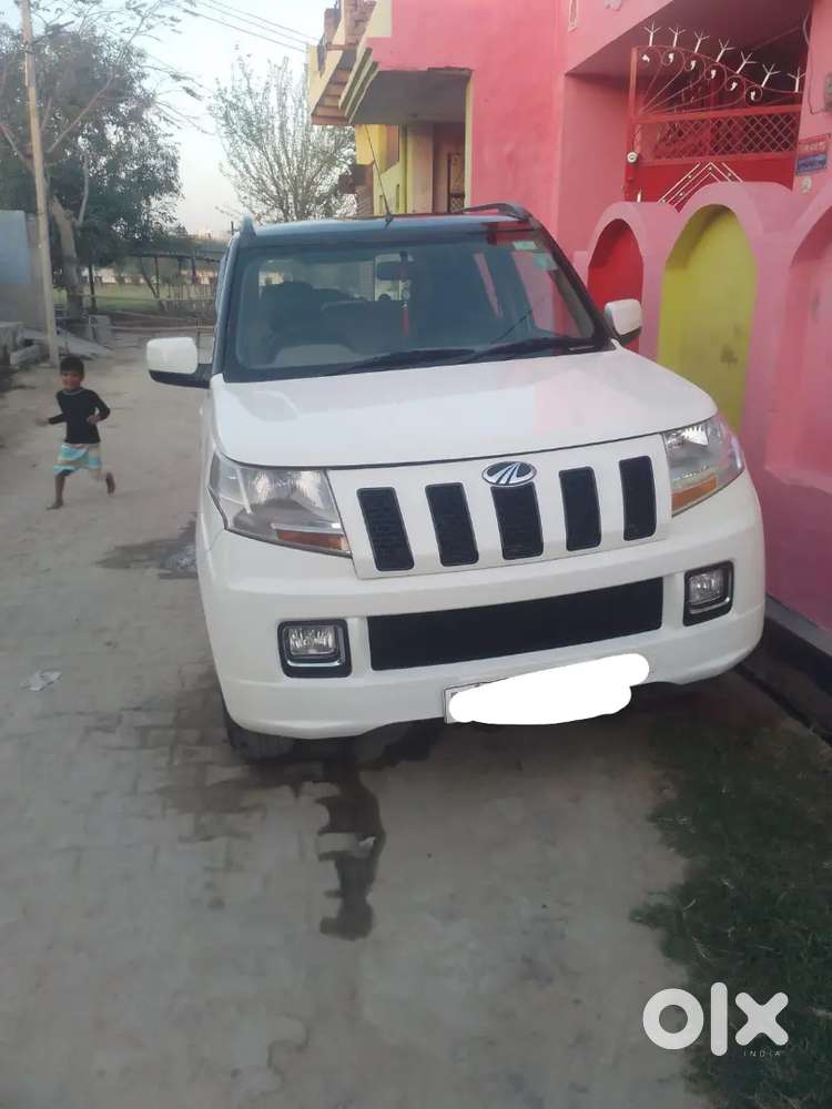 Mahindra Tuv 300 2016