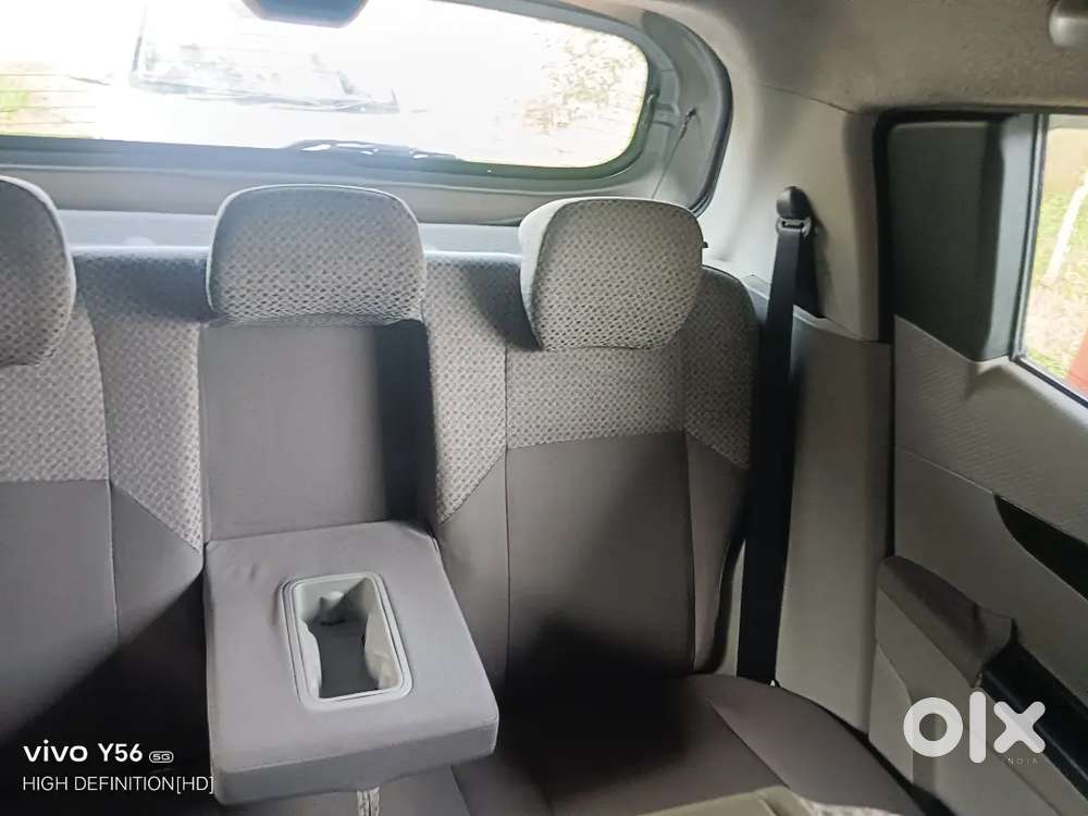 Mahindra Kuv100 Nxt 2016 Petrol Manual Dual