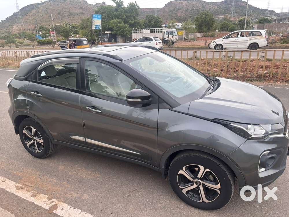 Tata Nexon Petrol 2022 Xza+ Premium