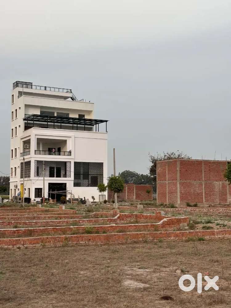 Lucknow mein amausi airport Kanpur road daroga kheda police forensic