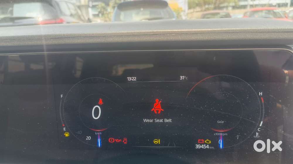 Mahindra Xuv700 2.0 Ax 7 Petrol Mt Str, 2023, Petrol