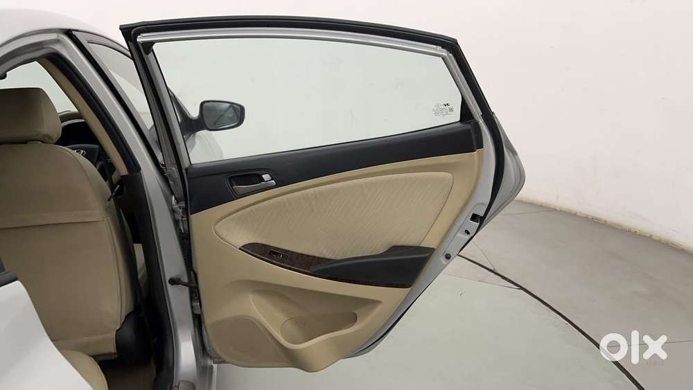 Hyundai Verna 1.6 Vtvt Sx, 2016, Petrol