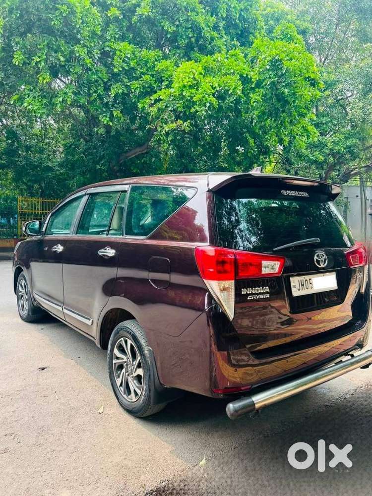 Toyota Innova Crysta 2.4 V 8 Str, 2021, Diesel