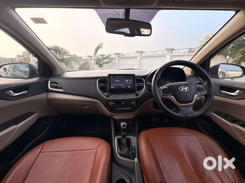 Hyundai Verna 1.5 Sx Ivt, 2020, Petrol