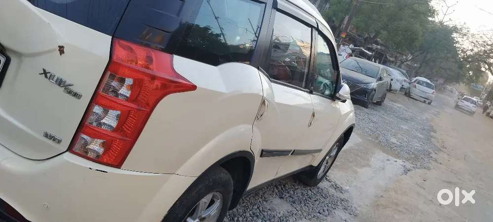 Mahindra Xuv500 W8 2014