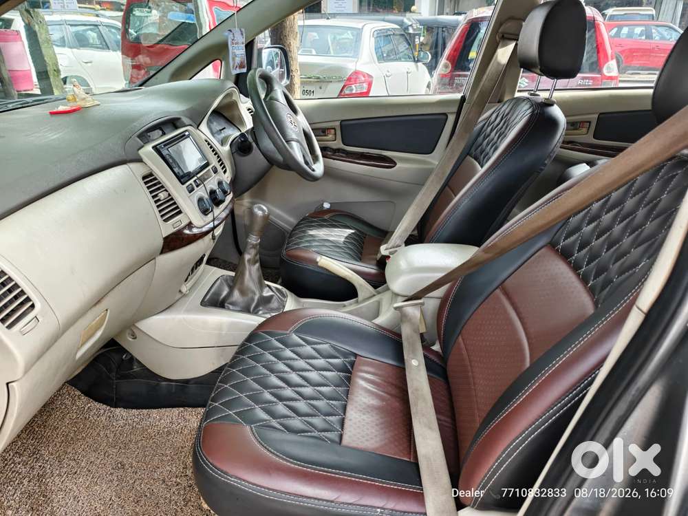 Toyota Innova 2.5 G (diesel) 8 Seater Bs Iv, 2013, Diesel