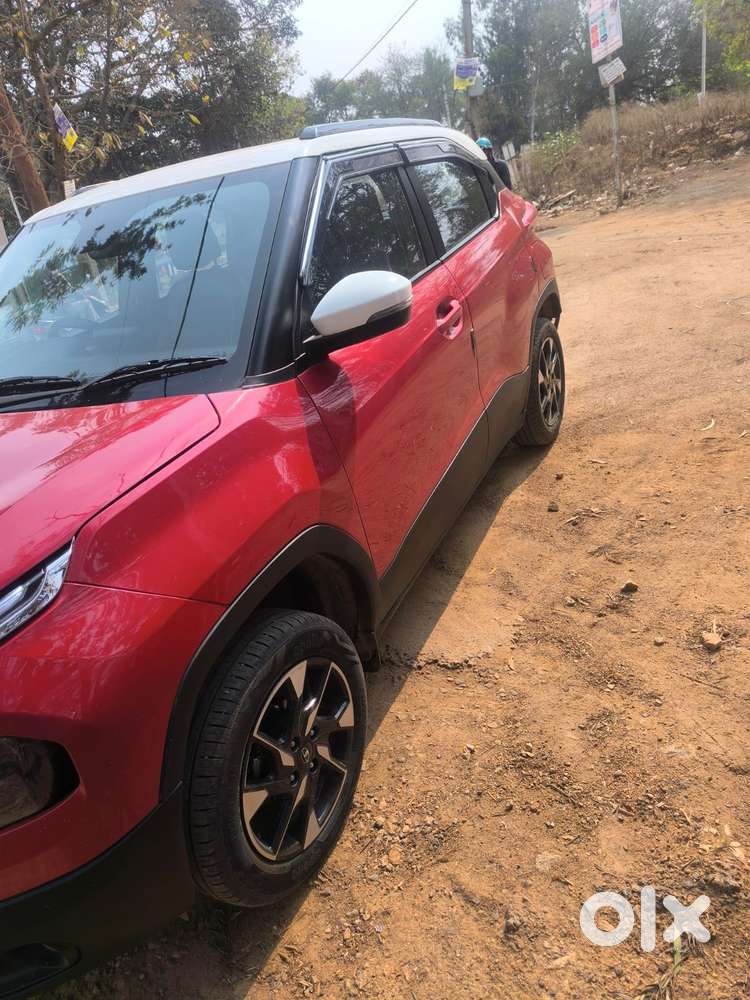 Tata Punch Creative Dual Tone Mt Sunroof, 2024, Petrol