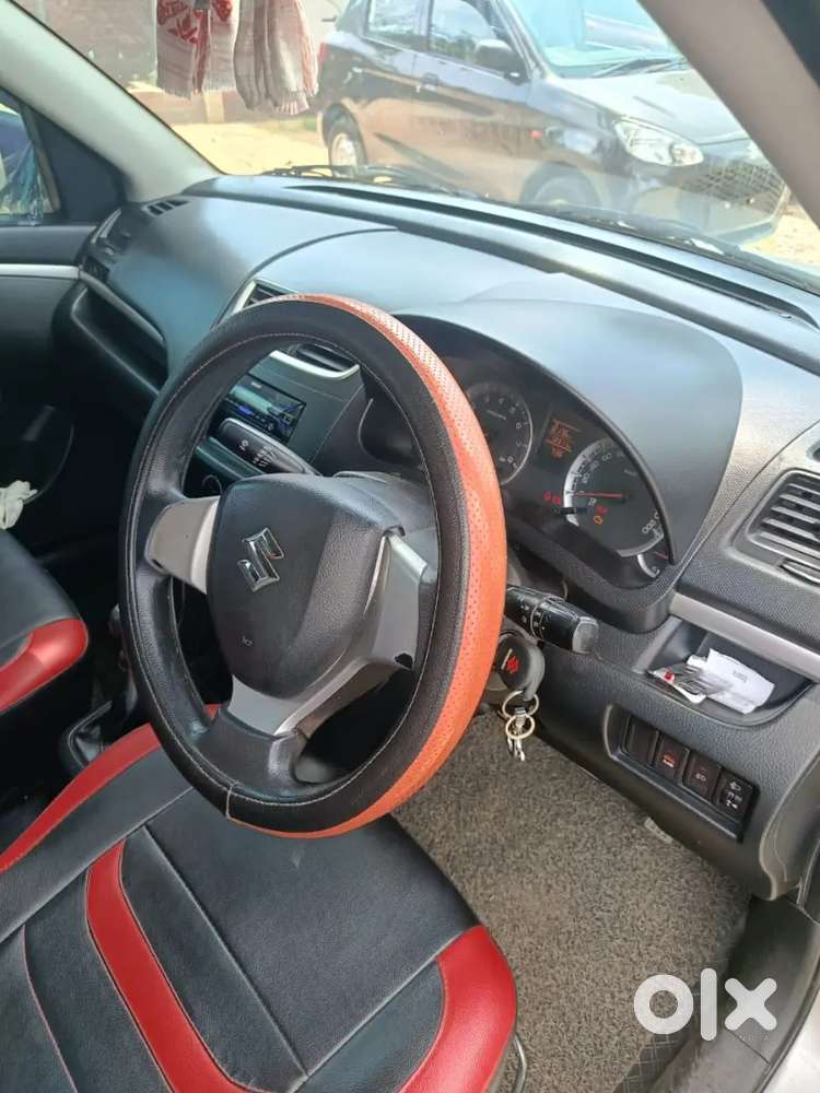 Maruti Suzuki Swift Petrol 2013