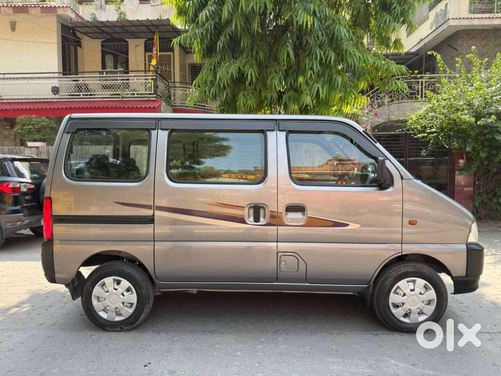 Maruti Suzuki Eeco 7 Seater Ac, 2022, Cng & Hybrids