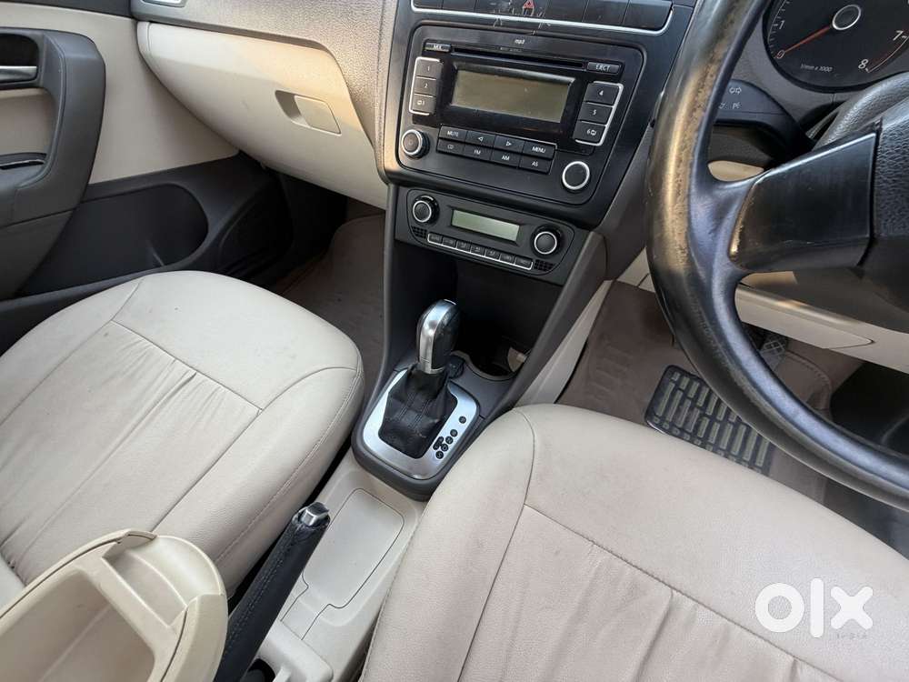 Volkswagen Vento 1.2 Highline Plus At 16 Alloy, 2010, Petrol