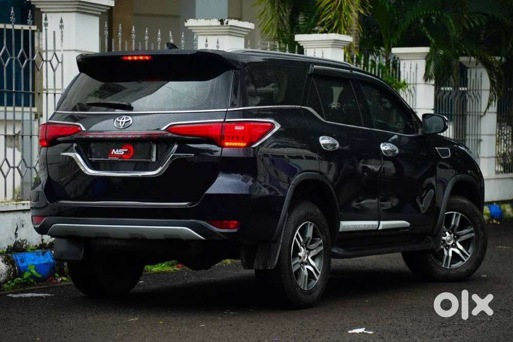 Toyota Fortuner 4x2 At 2.8 Diesel, 2021, Diesel