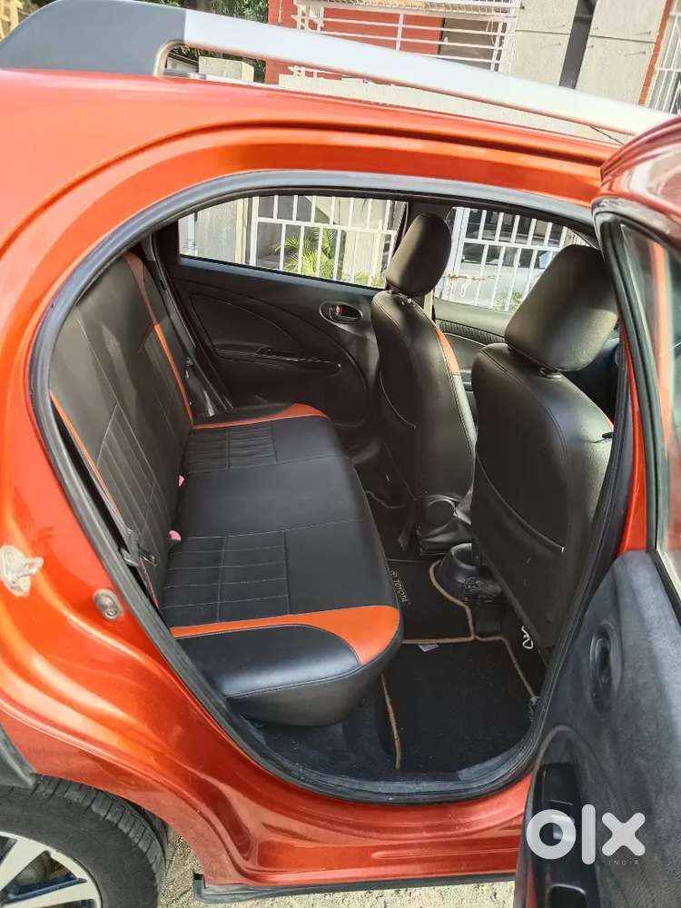 Toyota Etios Cross 2016
