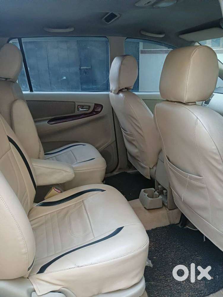 Toyota Innova 2.5 V 7 Str, 2005, Diesel