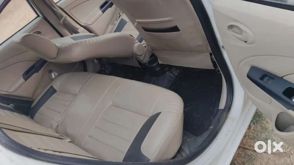 Toyota Etios Cross 2019