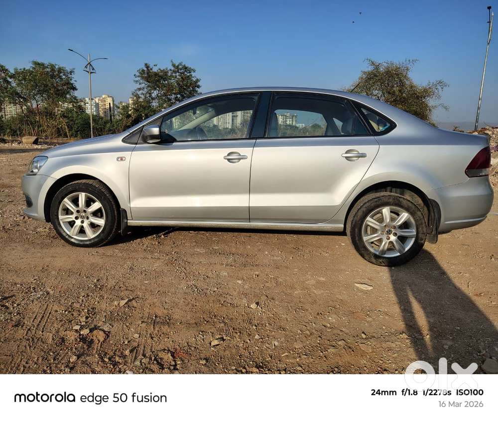 Volkswagen Vento 2010-2013 Petrol Highline, 2011, Petrol