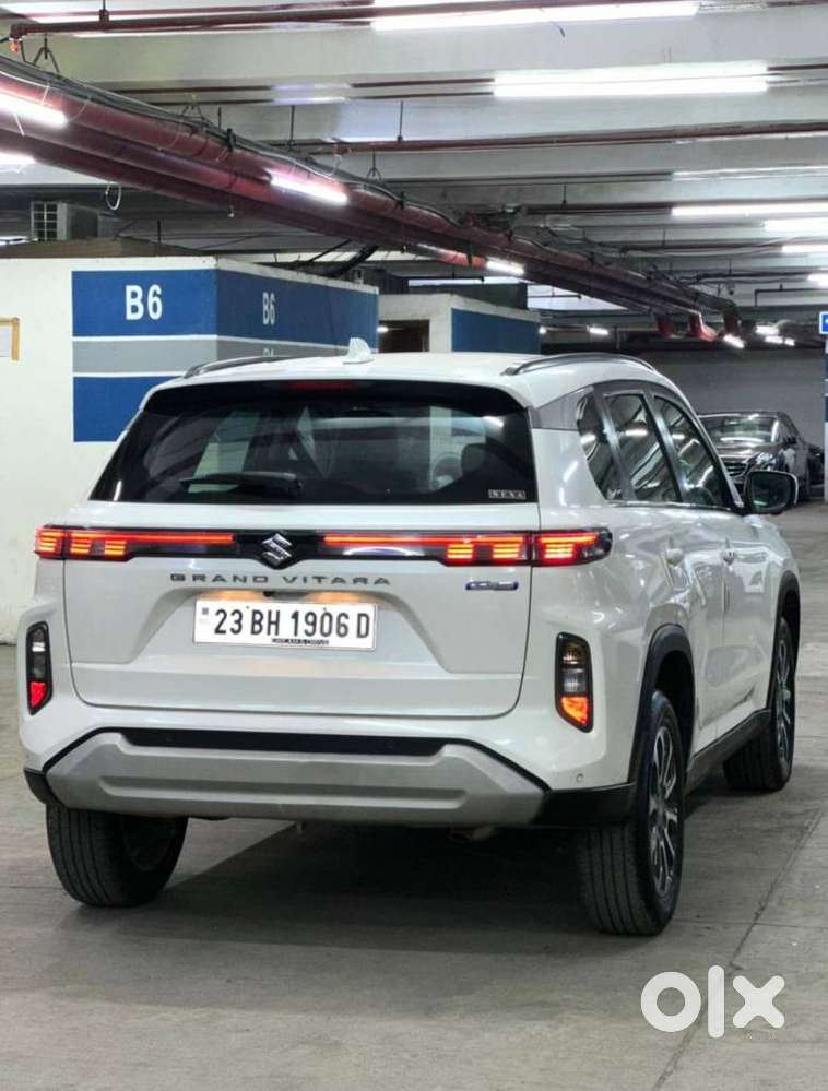 Maruti Suzuki Grand Vitara Alpha Smart Hybrid, 2023, Petrol