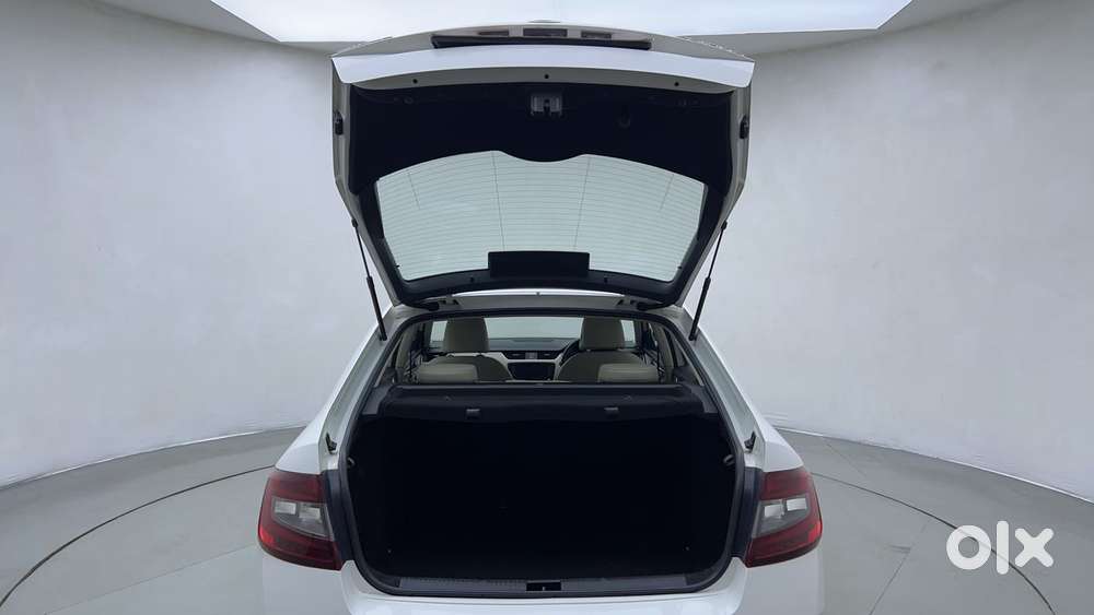 Skoda Octavia 2.0 L K Tsi At, 2018, Petrol