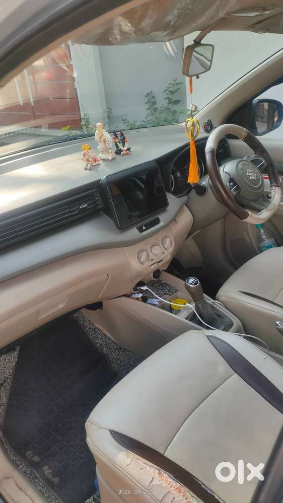Maruti Ertiga Vxi 2023 Cng