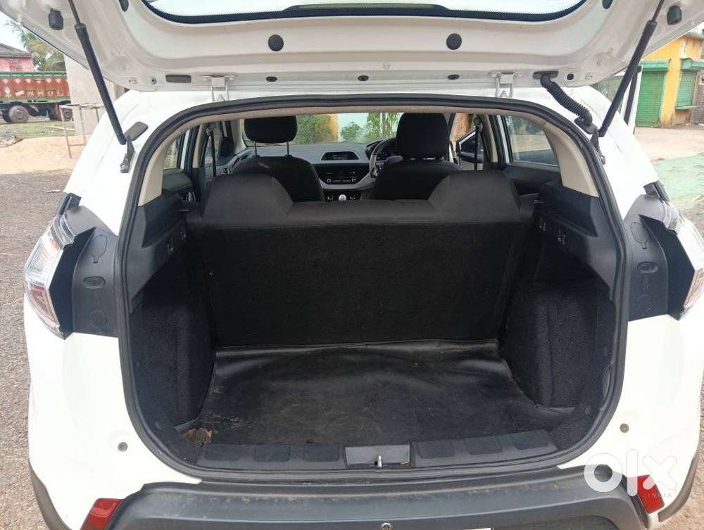 Tata Nexon 1.2 Revotron Xm, 2018, Petrol