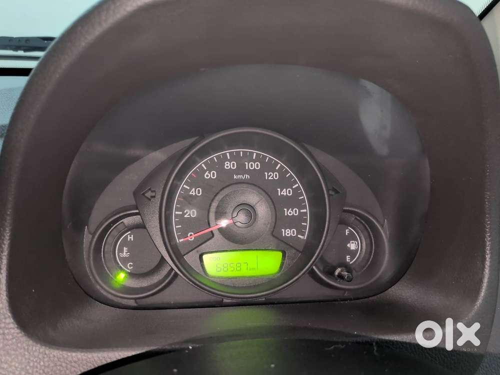 Hyundai Eon Era +, 2017, Petrol