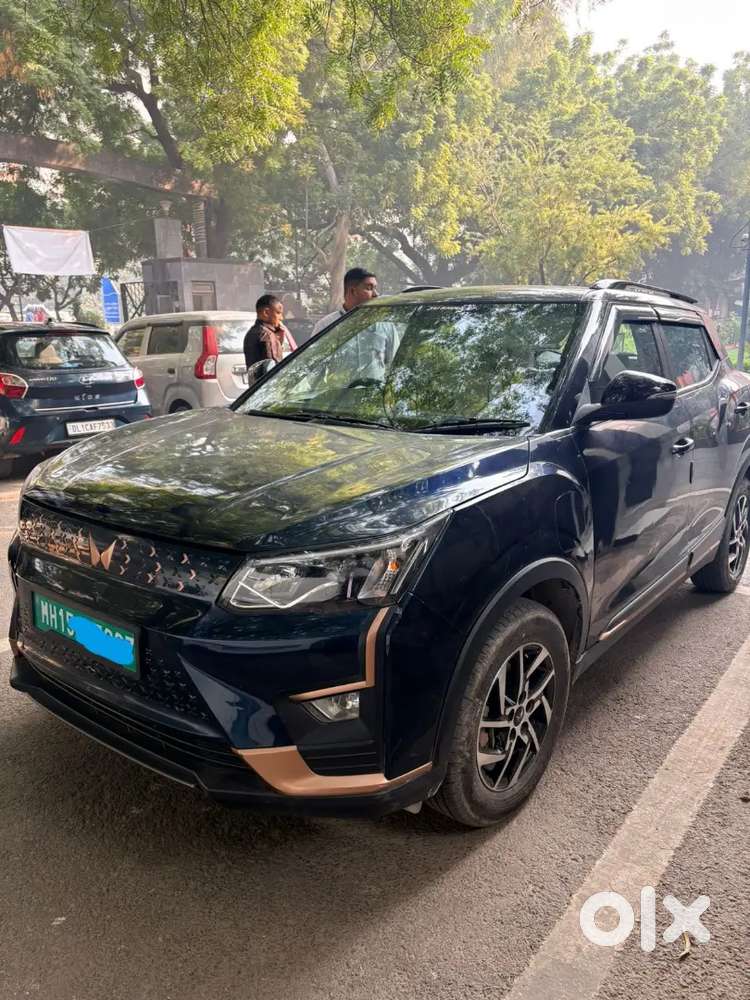 Mahindra Xuv400 Ev 2024 Electric 23000 Km Driven