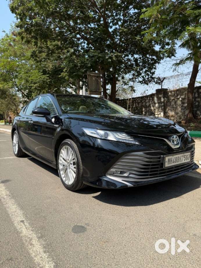 Toyota Camry 2.5 Hybrid, 2019, Petrol