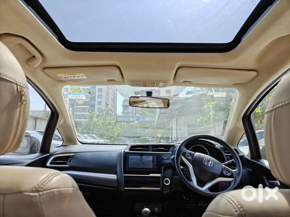 Honda Jazz [2020-2023] 1.2 V I-vtec Mt, 2022, Cng & Hybrids