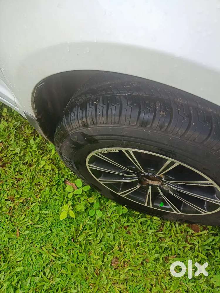 4door Power Window. New Tyres. Alloy. Allpapers Clear