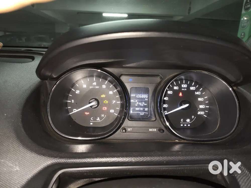 Tata Tiago 2018 Petrol 106500 Km Driven