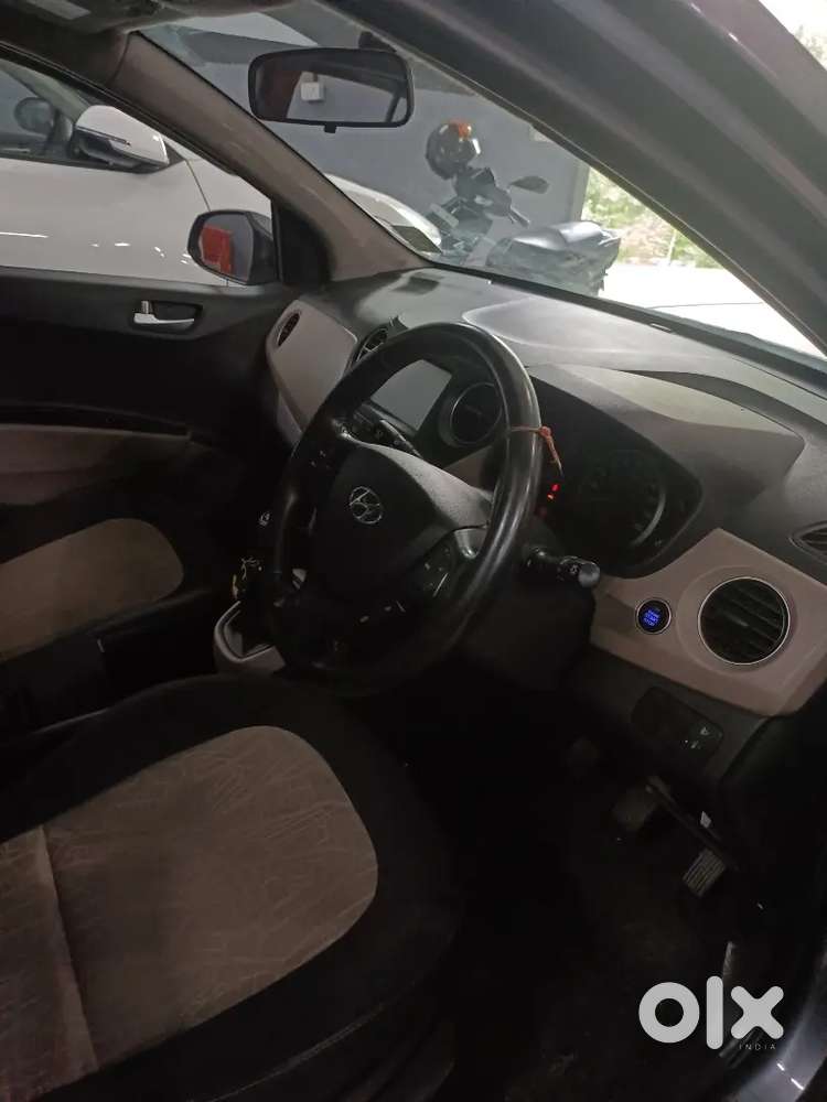 Hyundai Grand I10 2019 Petrol 16400 Km Driven