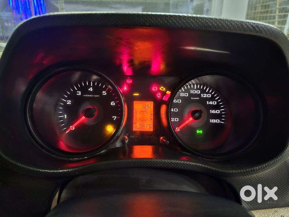 Mahindra Tuv 300 Plus P6, 2020, Diesel