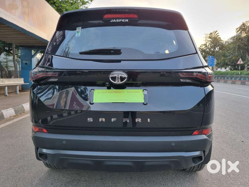 Tata Safari 2.0 Kryotec Xza Plus (o) Red Dark Edition, 2023, Diesel