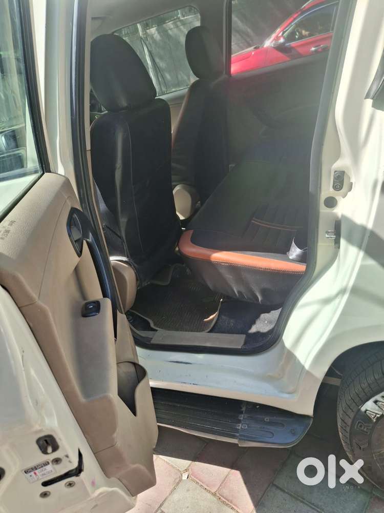 Mahindra Tuv 300 T6, 2017, Diesel