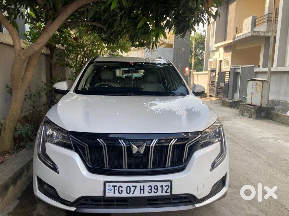 Mahindra Xuv700 2024 Diesel Well Maintained