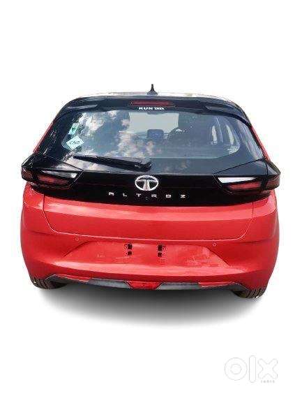 Tata Altroz Xz Plus (o) (s) Icng, 2023, Petrol