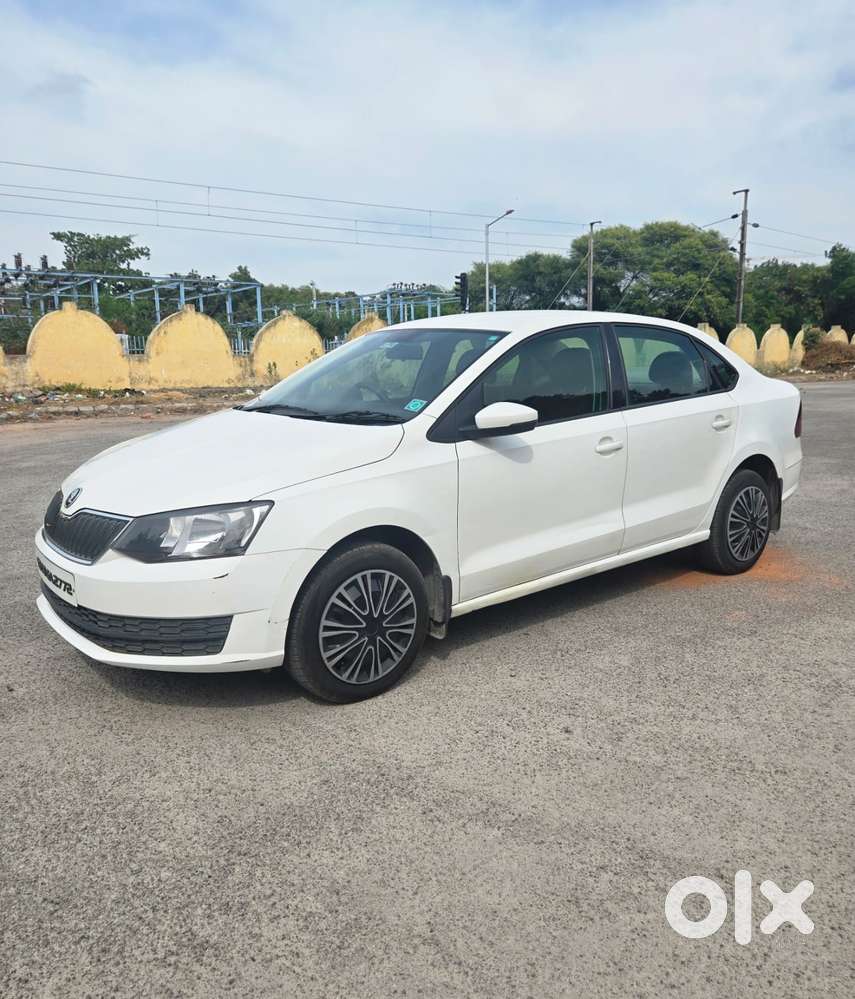 Skoda Rapid Tsi Active 1.0 Mt, 2021, Petrol