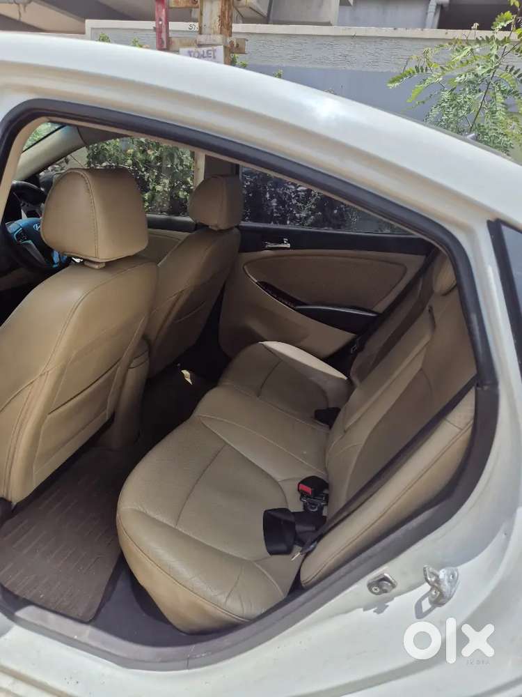Hyundai Fluidic Verna 2013