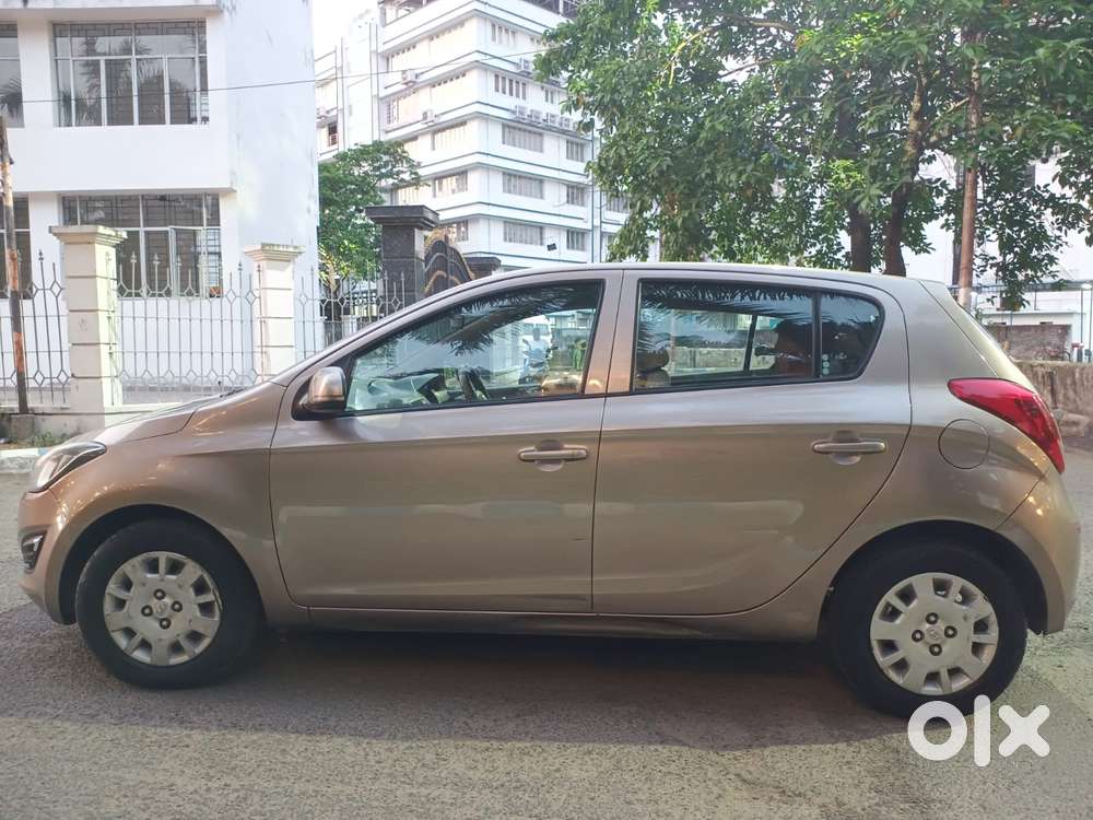 Hyundai I20 Petrol Cvt Magna Executive, 2013, Petrol