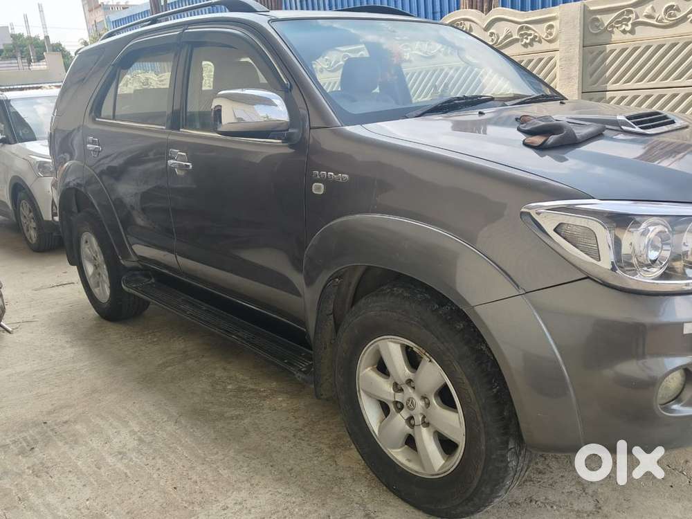 Toyota Fortuner Diesel 2010
