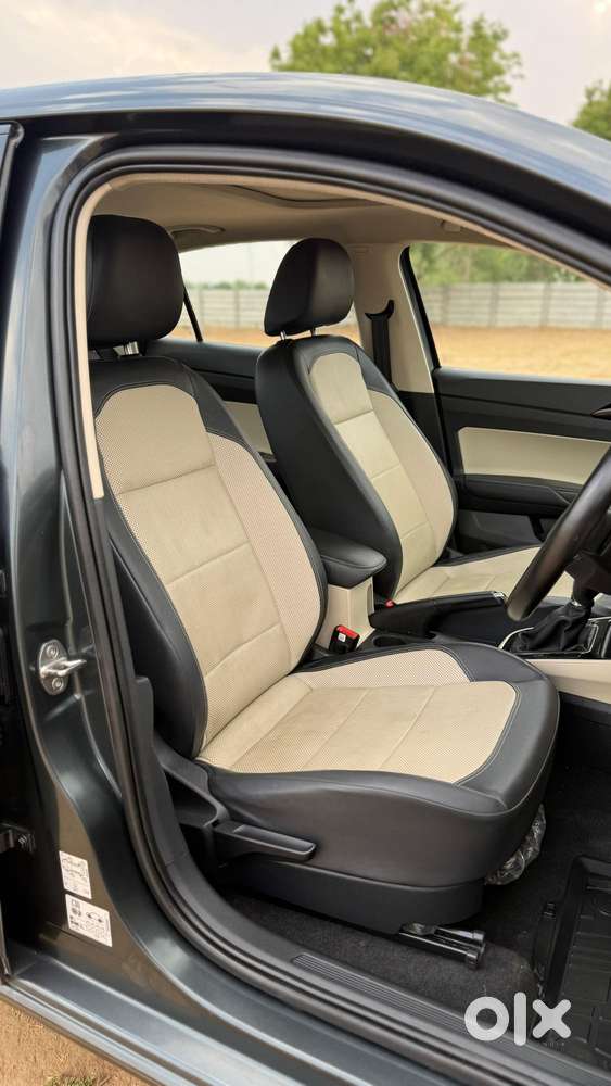 Skoda Slavia 1.0 Tsi Style At, 2023, Petrol