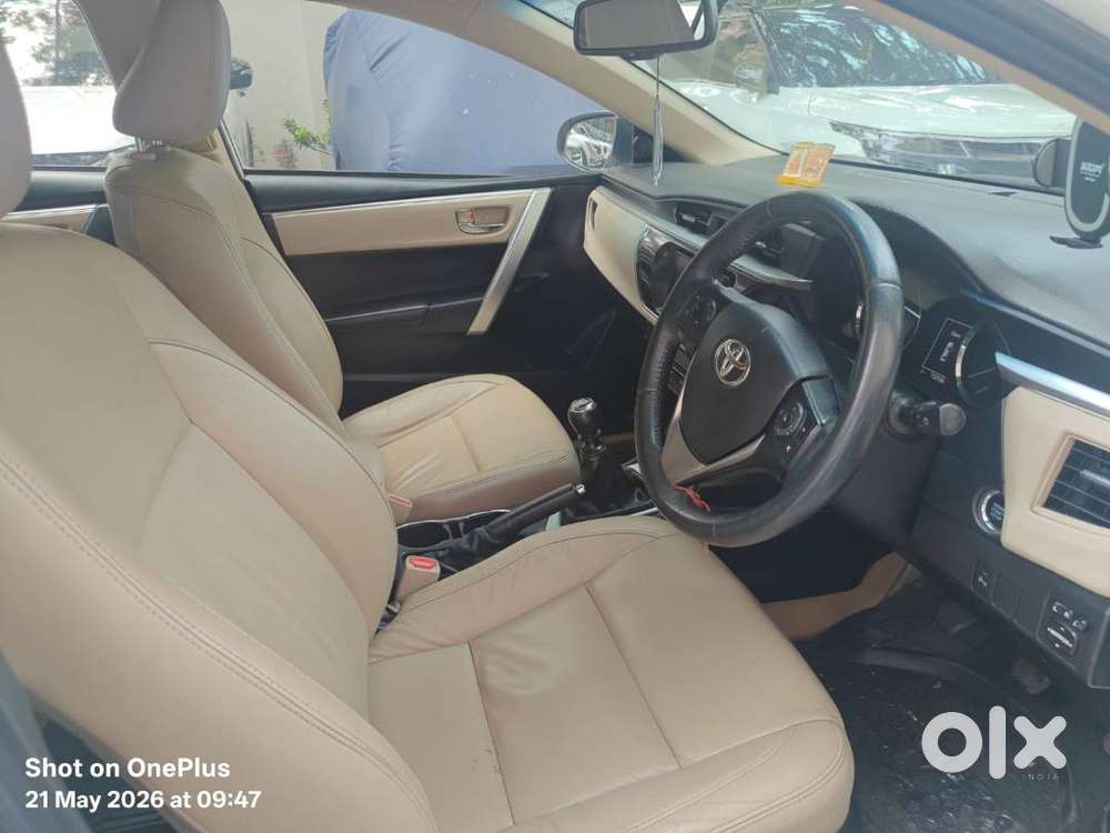 Toyota Altis 2016 Petrol