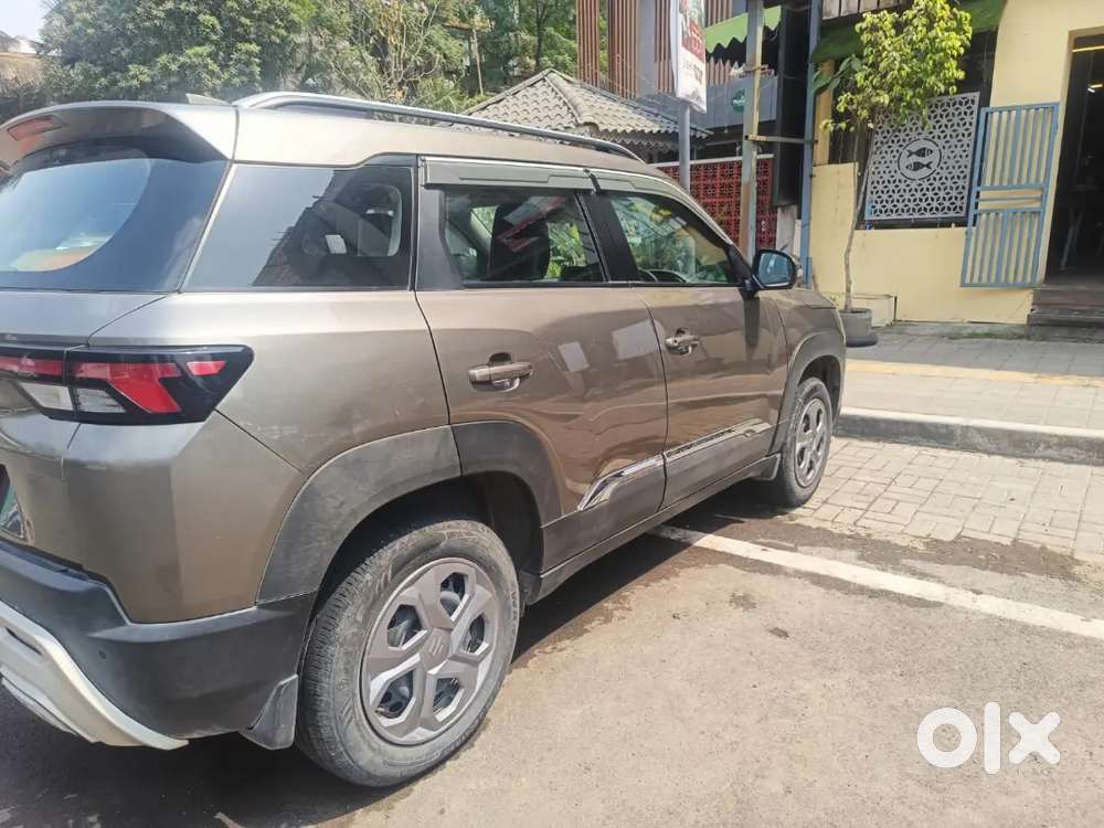 Maruti Suzuki Brezza 2023 Cng & Hybrids 75000 Km Driven Mh14